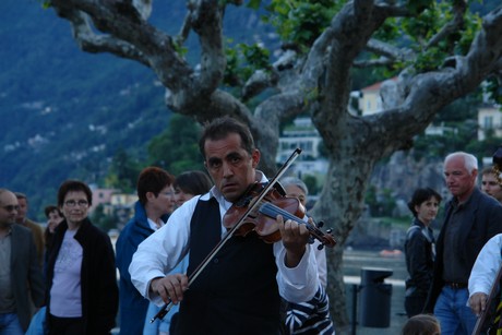 ascona-strassen-kuenstler-festival