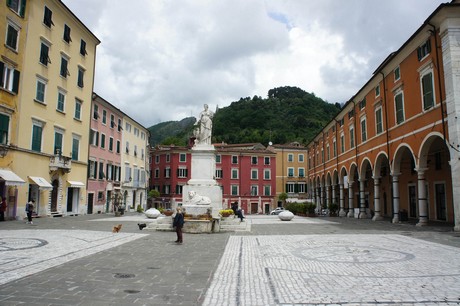 carrara