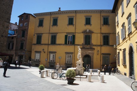 lucca