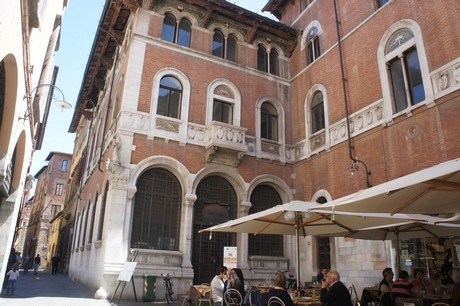 lucca