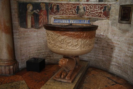 baptisterium