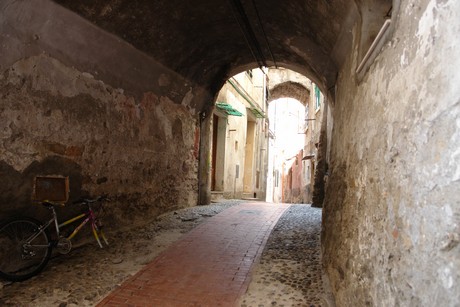 ventimiglia-altstadt