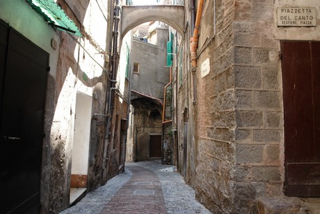 ventimiglia-altstadt
